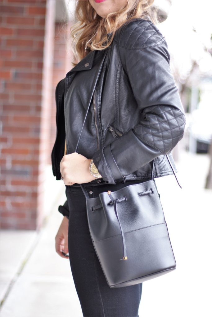 husband picks my outfit - sam edelman flats - pink flats - easy all black outfit - cuyana bucket bag