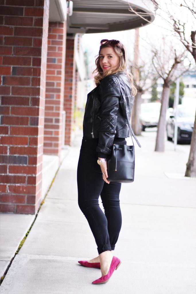 husband picks my outfit - sam edelman flats - pink flats - easy all black outfit - cuyana bucket bag