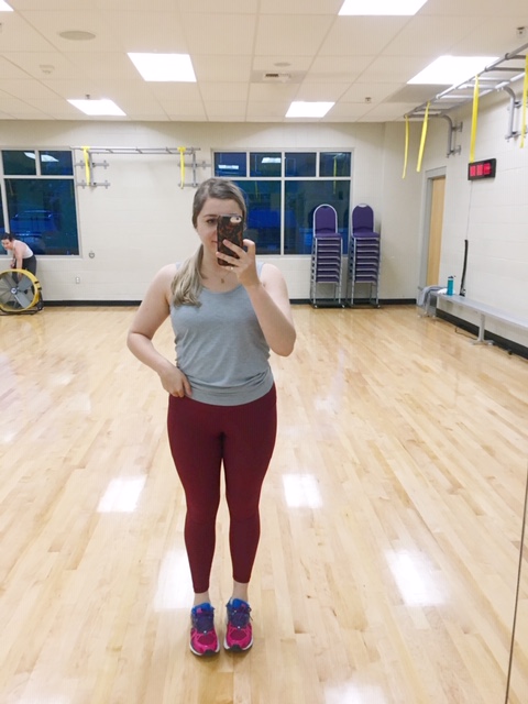 Review: The Old Navy PowerSoft Workout Leggings Are So Comfortable