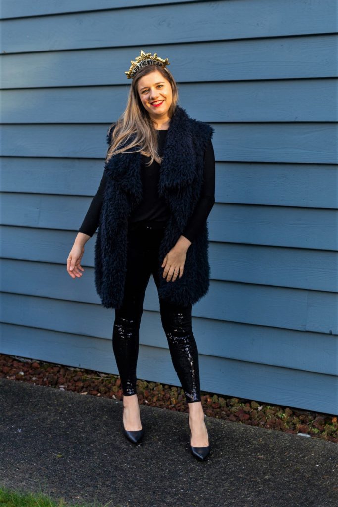 New Years outfit idea - how to wear sequined leggings - norhtwest blonde - seattle style blog