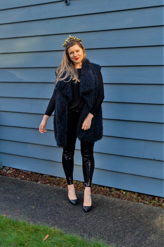 New Years outfit idea - how to wear sequined leggings - norhtwest blonde - seattle style blog