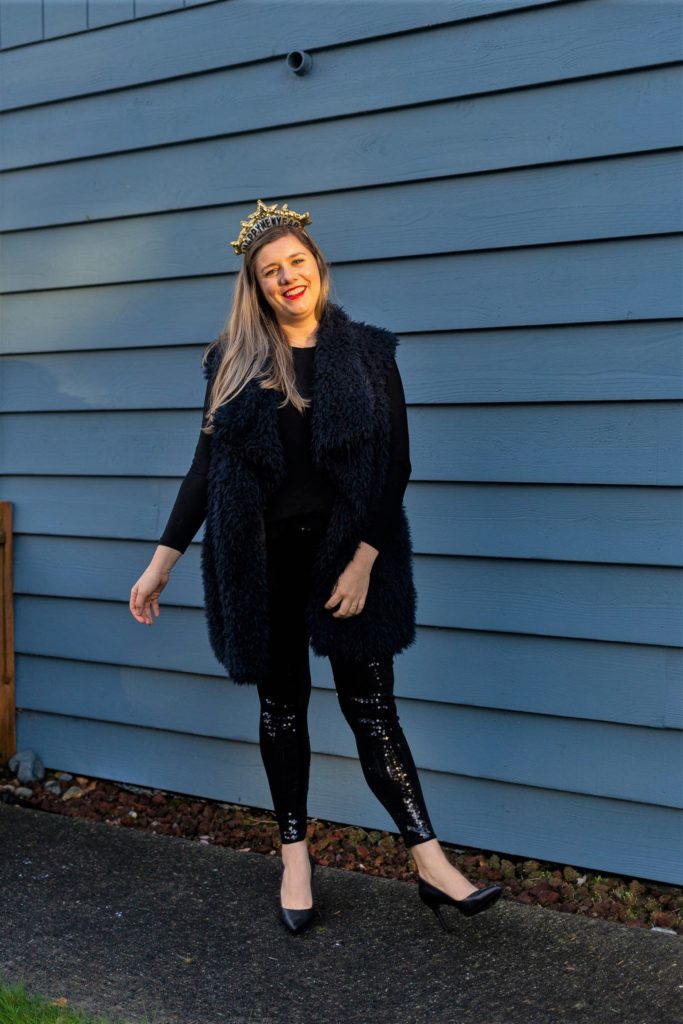 New Years outfit idea - how to wear sequined leggings - norhtwest blonde - seattle style blog